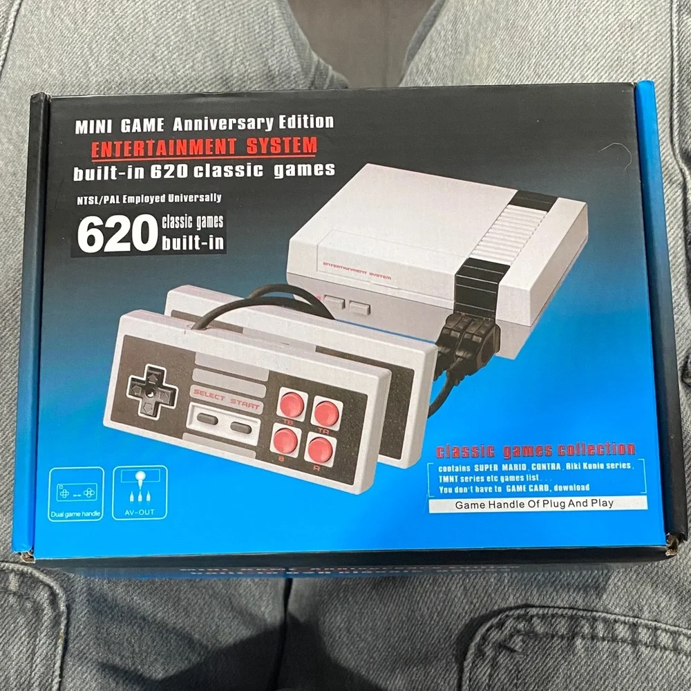 Classic Mini Game Console with 620 Built-in Games - Gray